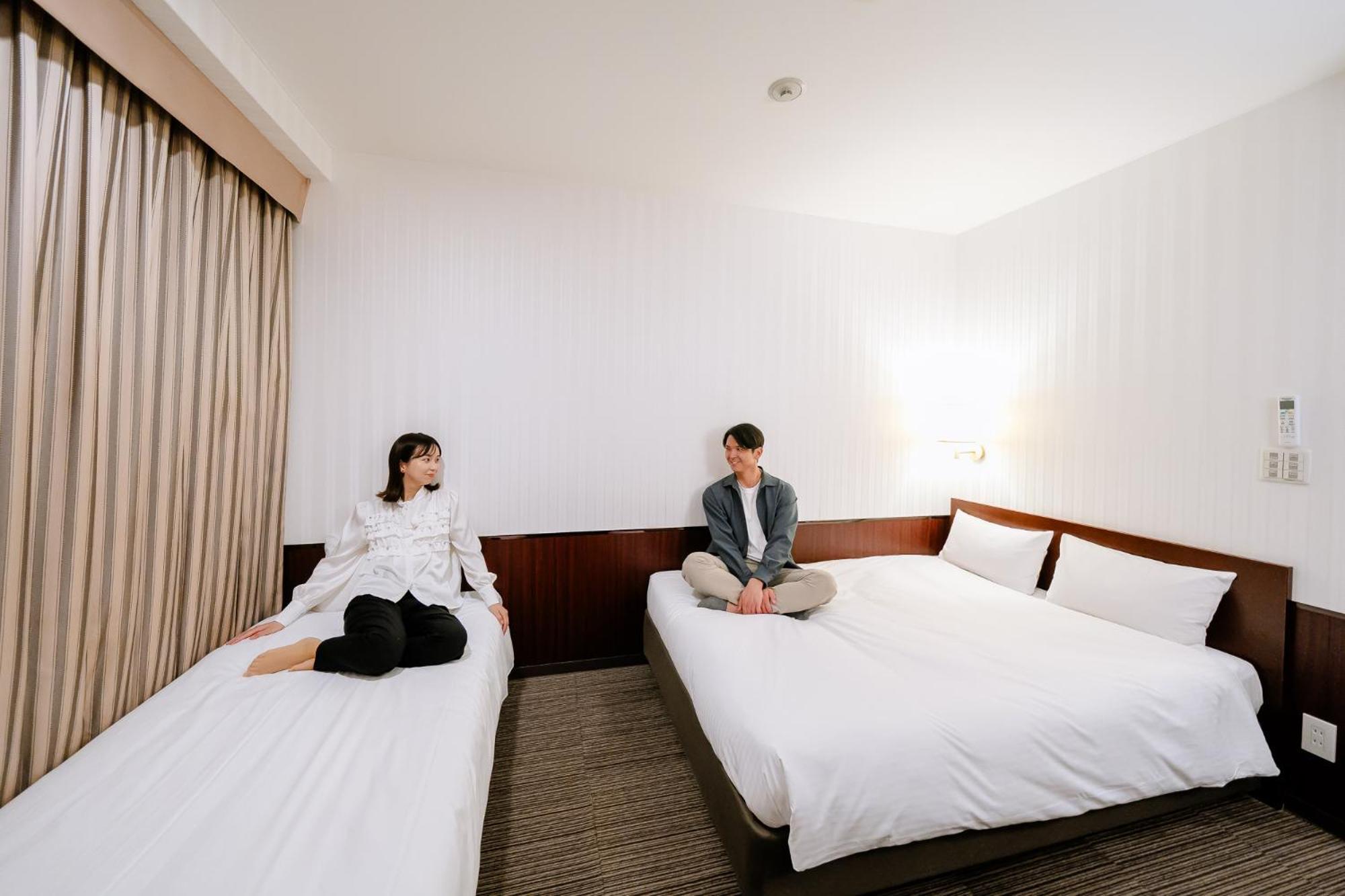 Hotel Hillarys Osaka Dış mekan fotoğraf