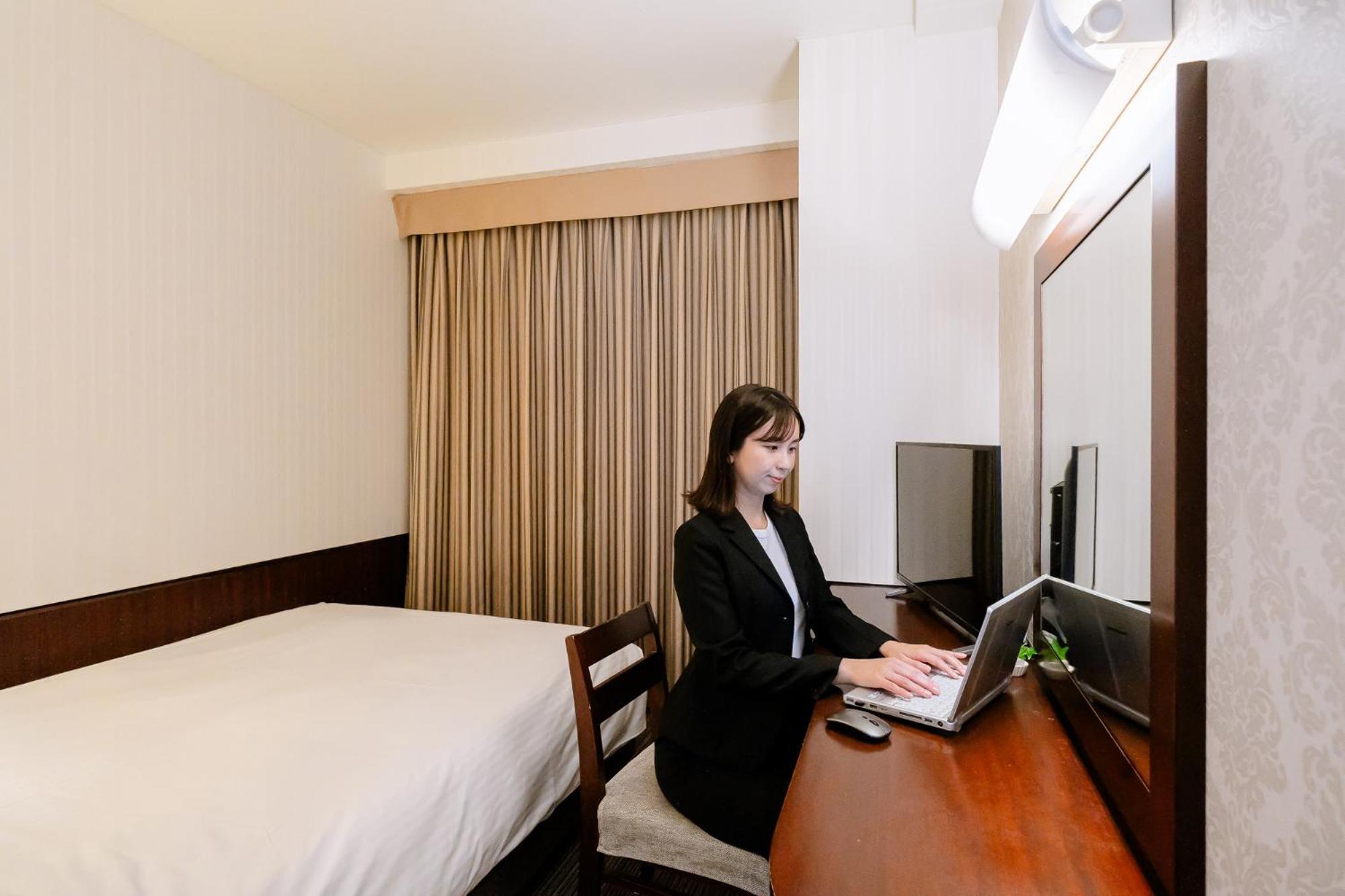 Hotel Hillarys Osaka Dış mekan fotoğraf